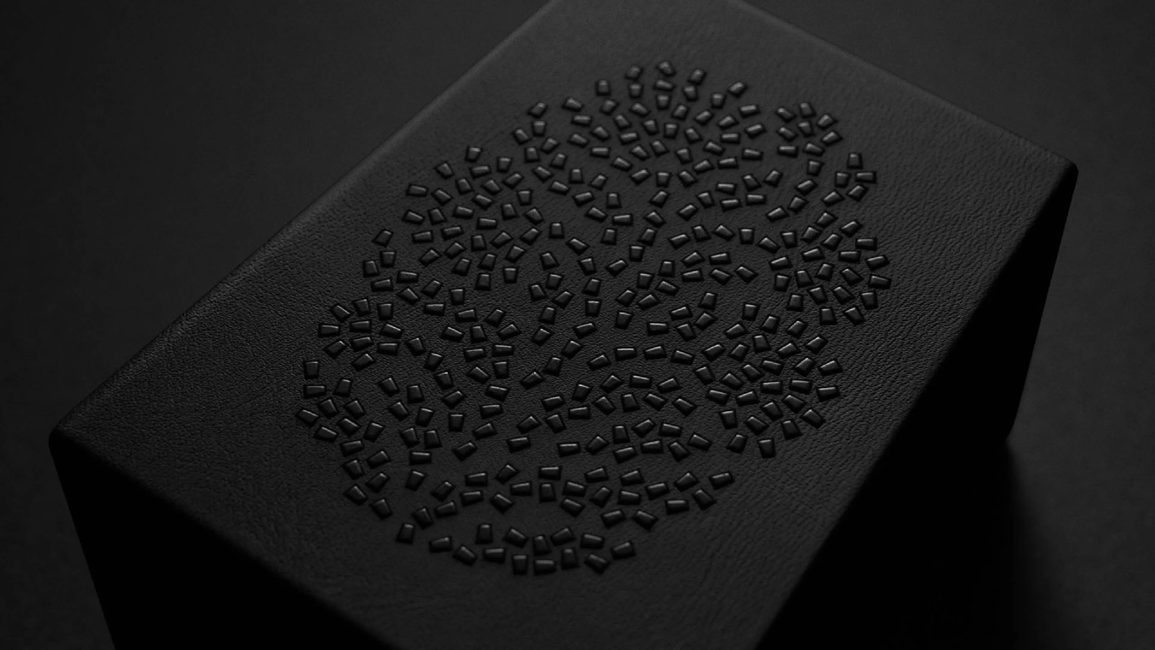 JEWELRY & HOLIC logo / package design